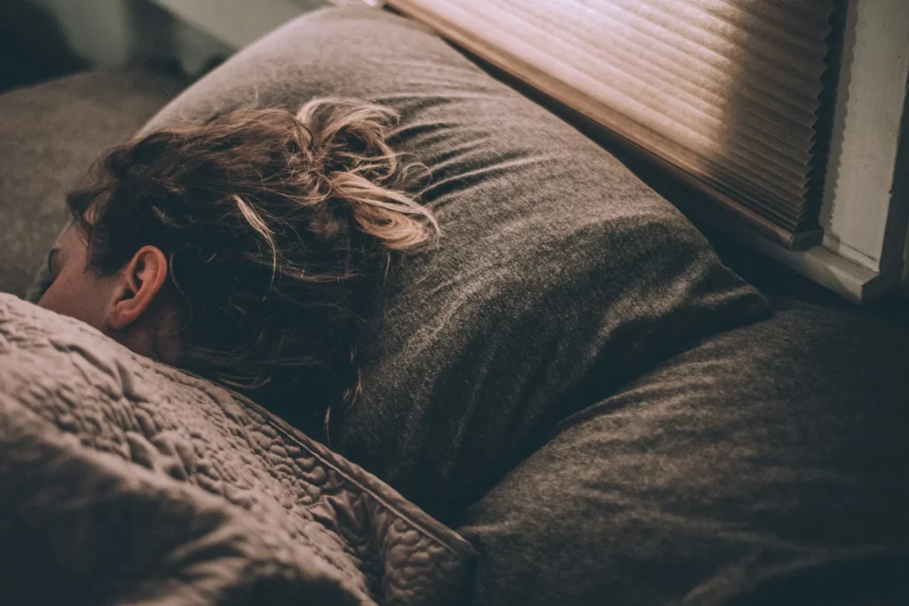 Cómo mejorar el sueño: hábitos que sí ayudan | Telenzia